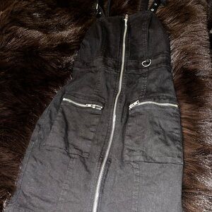 Black Zippered Dress with Pockets